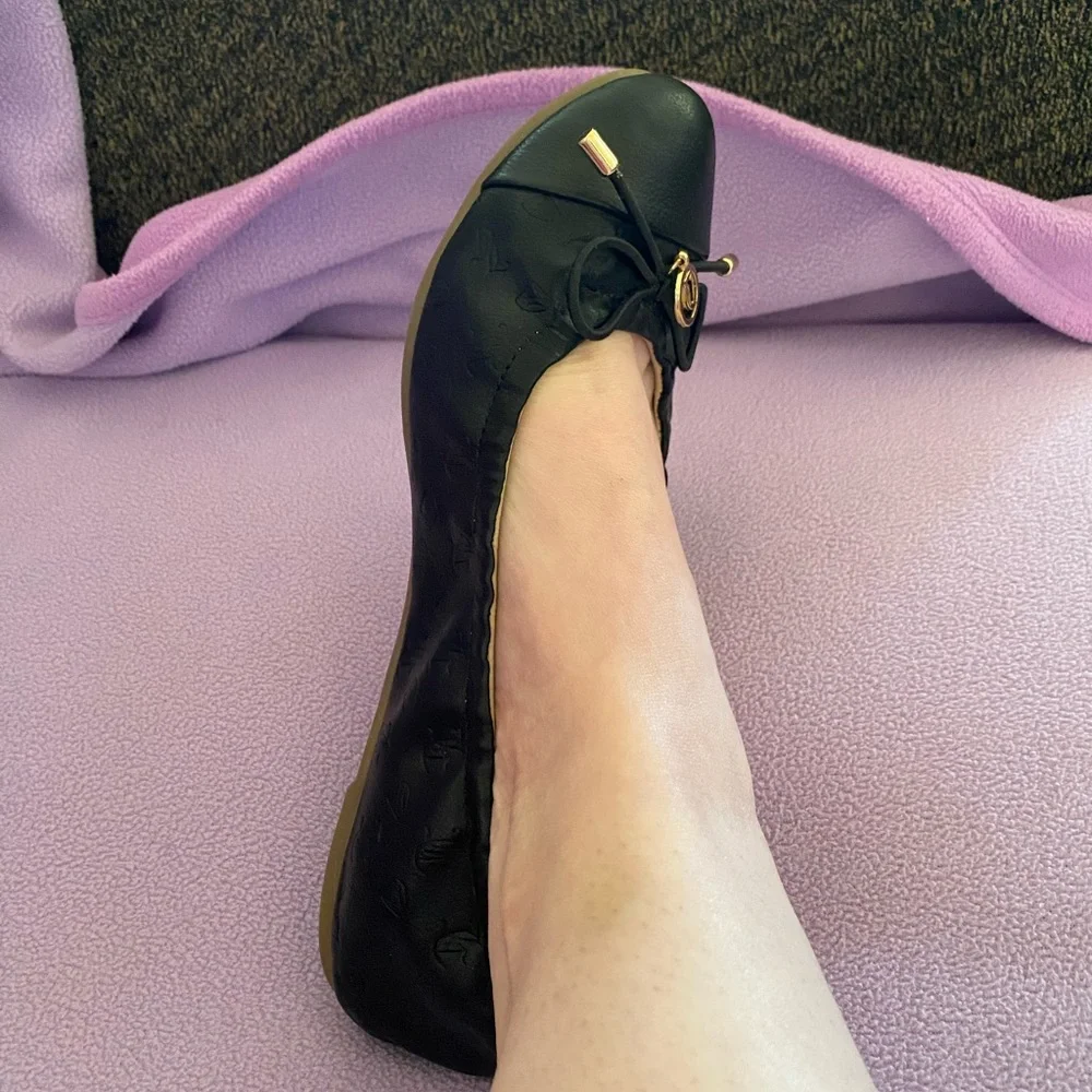Juicy Couture Black Flats with Gold Accents - Picture 10 of 12